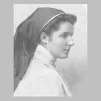 069-0044 Elli Romeyke als Krankenschwester im 1. Weltkrieg.jpg